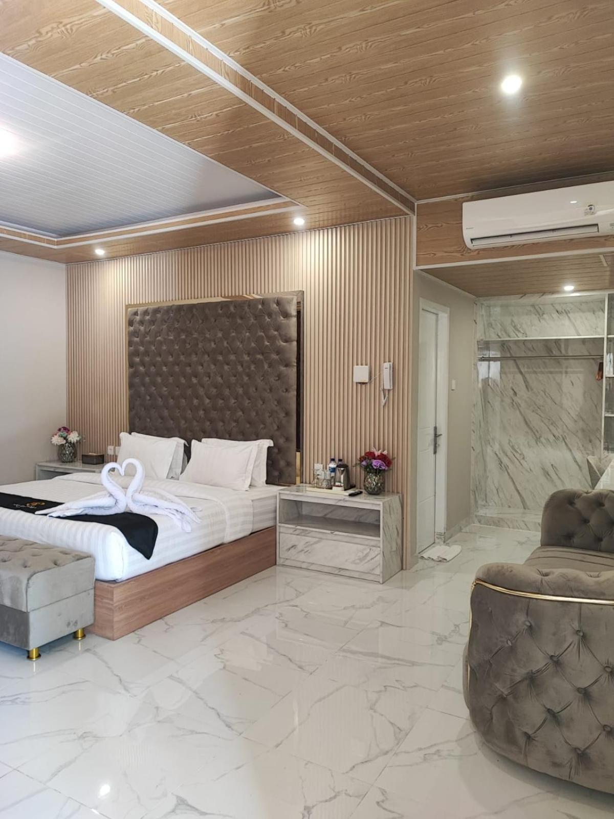 Nio Garden Hotel Sumbawa エクステリア 写真