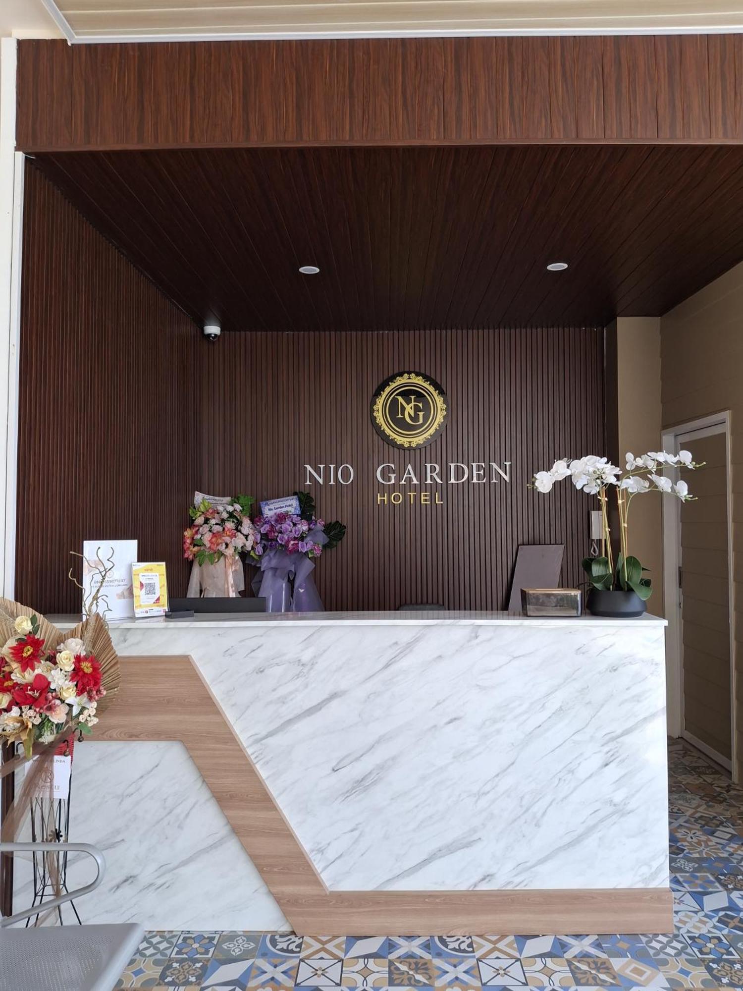 Nio Garden Hotel Sumbawa エクステリア 写真
